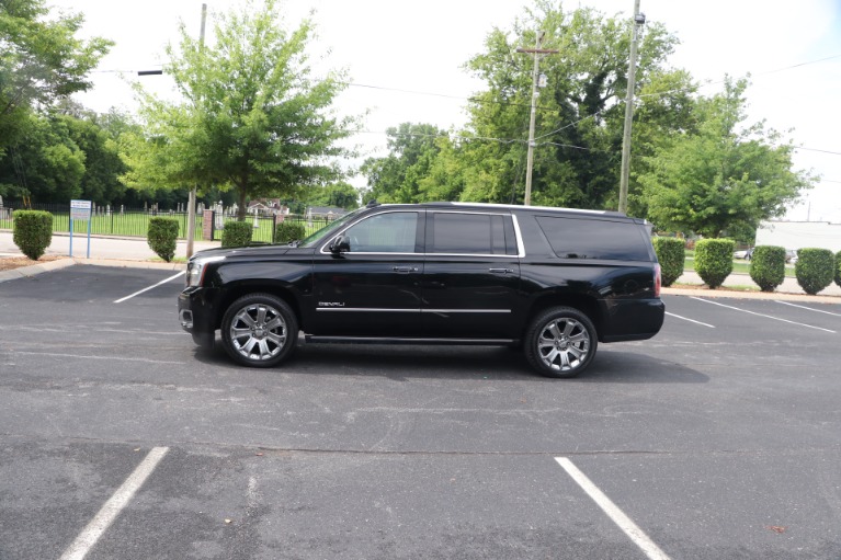 Used 2017 GMC Yukon XL Denali 4WD W/NAVTVDVD for sale Sold at Auto Collection in Murfreesboro TN 37130 7