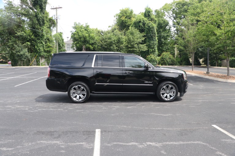 Used 2017 GMC Yukon XL Denali 4WD W/NAVTVDVD for sale Sold at Auto Collection in Murfreesboro TN 37130 8