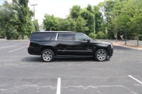 Used 2017 GMC Yukon XL Denali 4WD W/NAVTVDVD for sale Sold at Auto Collection in Murfreesboro TN 37129 8