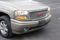 Used 2002 GMC Yukon DENALI XL 1500 AWD for sale Sold at Auto Collection in Murfreesboro TN 37129 11