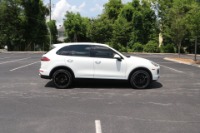 Used 2016 Porsche Cayenne S AWD W/NAV for sale Sold at Auto Collection in Murfreesboro TN 37130 8
