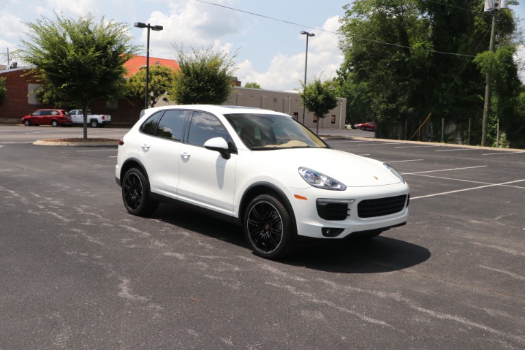Used 2016 Porsche Cayenne S AWD W/NAV for sale $46,950 at Auto Collection in Murfreesboro TN 37130 1