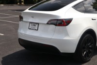 Used 2020 Tesla Model Y Long Range AWD W/Autopilot for sale Sold at Auto Collection in Murfreesboro TN 37129 13