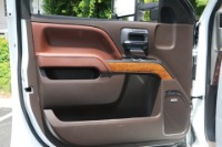 Used 2016 Chevrolet Silverado 2500HD High Country 153.7 CREW CAB 4WD W/NAV for sale Sold at Auto Collection in Murfreesboro TN 37130 61