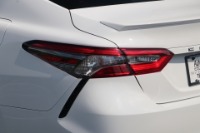 Used 2018 Toyota Camry SE FWD for sale Sold at Auto Collection in Murfreesboro TN 37129 16