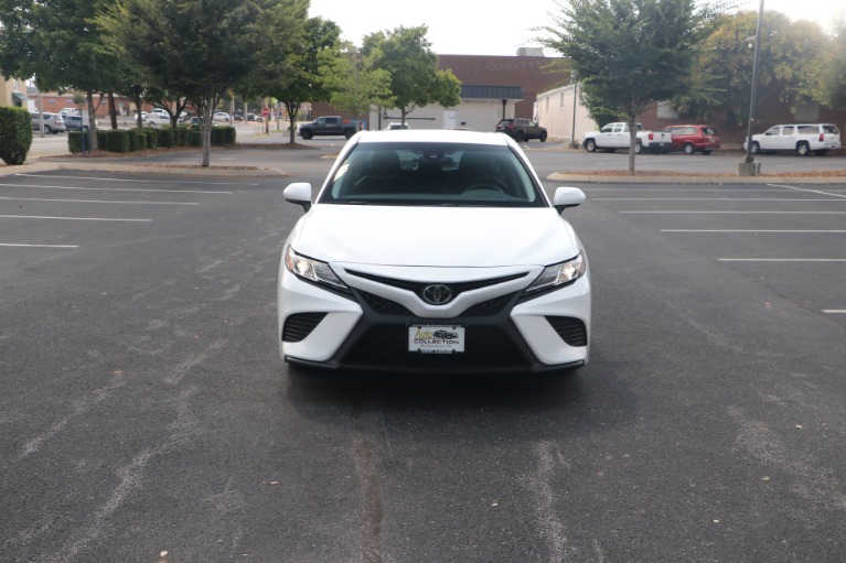 Used 2018 Toyota Camry SE FWD for sale Sold at Auto Collection in Murfreesboro TN 37130 5