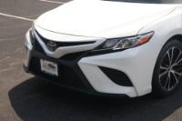 Used 2018 Toyota Camry SE FWD for sale Sold at Auto Collection in Murfreesboro TN 37129 9