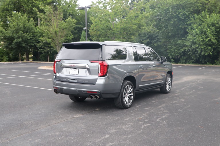 Used 2021 GMC Yukon XL Denali PREMIUM 4WD for sale Sold at Auto Collection in Murfreesboro TN 37130 3