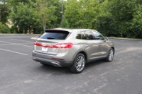 Used 2017 Lincoln MKX RESERVE FWD W/NAV for sale Sold at Auto Collection in Murfreesboro TN 37130 3