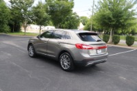 Used 2017 Lincoln MKX RESERVE FWD W/NAV for sale Sold at Auto Collection in Murfreesboro TN 37130 4