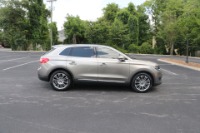 Used 2017 Lincoln MKX RESERVE FWD W/NAV for sale Sold at Auto Collection in Murfreesboro TN 37129 8