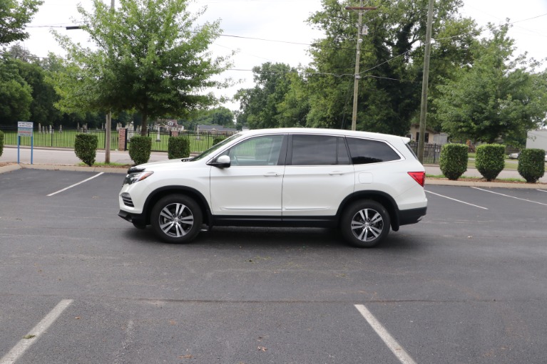 Used 2017 Honda PILOT EX-L AWD W/NAV for sale Sold at Auto Collection in Murfreesboro TN 37130 7