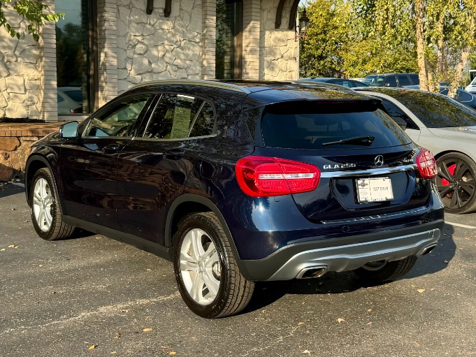 Used 2017 Mercedes-Benz GLA 250 4MATIC W/NAV for sale Sold at Auto Collection in Murfreesboro TN 37130 4
