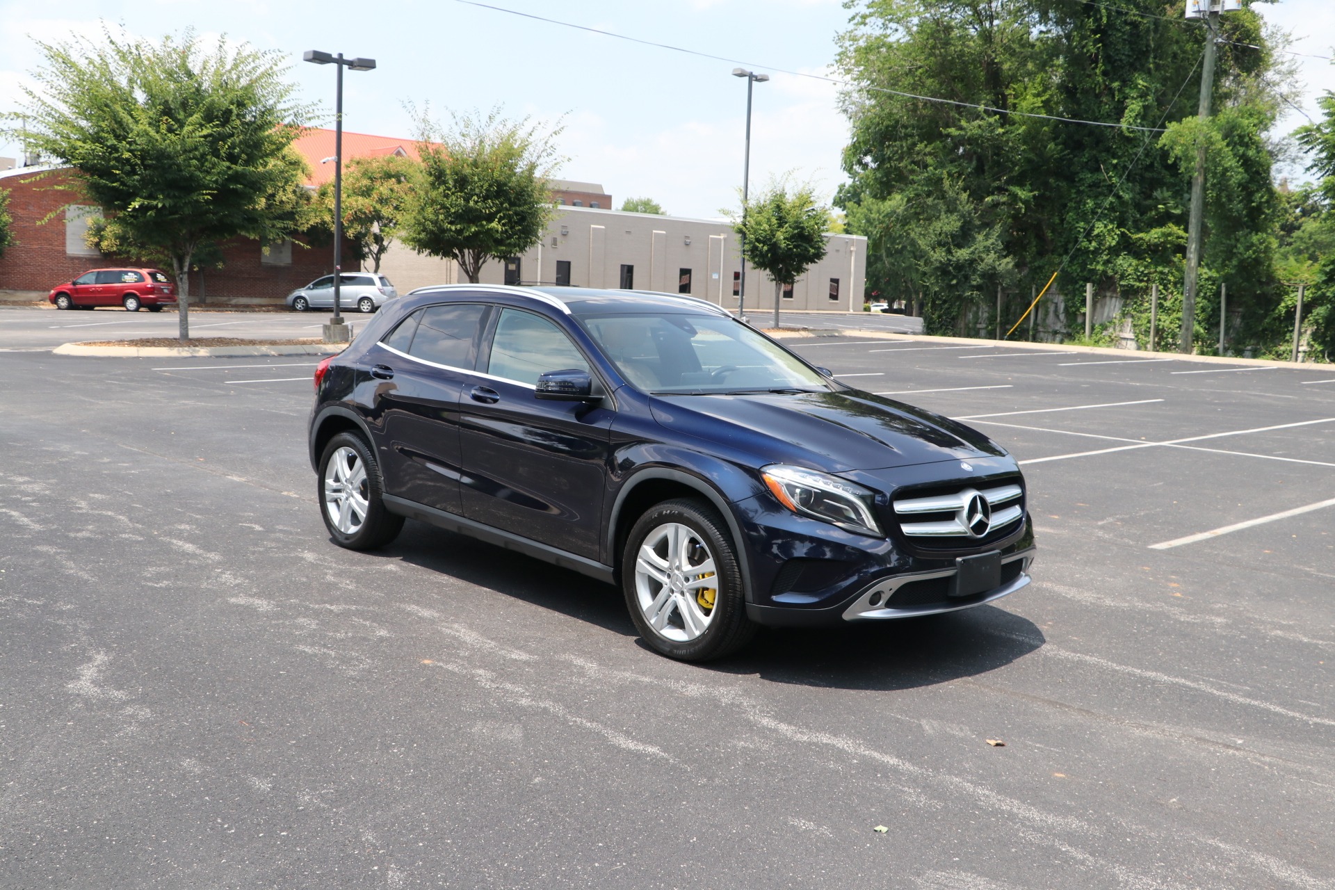 Used 2017 Mercedes-Benz GLA 250 4MATIC W/NAV for sale Sold at Auto Collection in Murfreesboro TN 37129 1