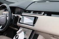 Used 2019 Land Rover Range Rover Velar P250 R-Dynamic SE W/DRIVE PACK for sale Sold at Auto Collection in Murfreesboro TN 37129 39