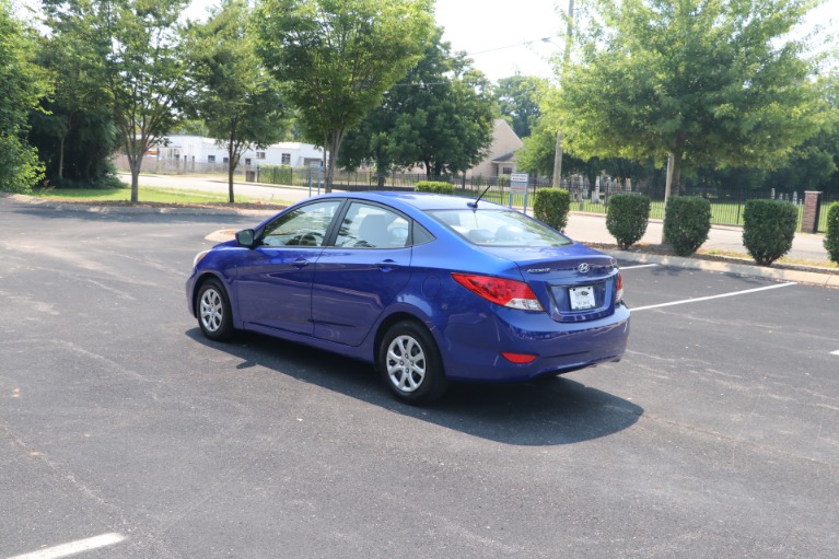 Used 2013 Hyundai Accent GLS AUTO FWD for sale Sold at Auto Collection in Murfreesboro TN 37130 4