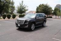 Used 2017 Cadillac Escalade Luxury 4WD W/REAR ENTERTAINMENT SYSTEM for sale Sold at Auto Collection in Murfreesboro TN 37129 2