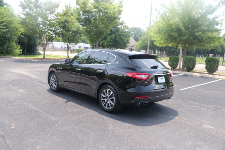 Used 2017 Maserati Levante Q4 AWD W/PREMIUM PKG for sale $47,500 at Auto Collection in Murfreesboro TN 37130 4