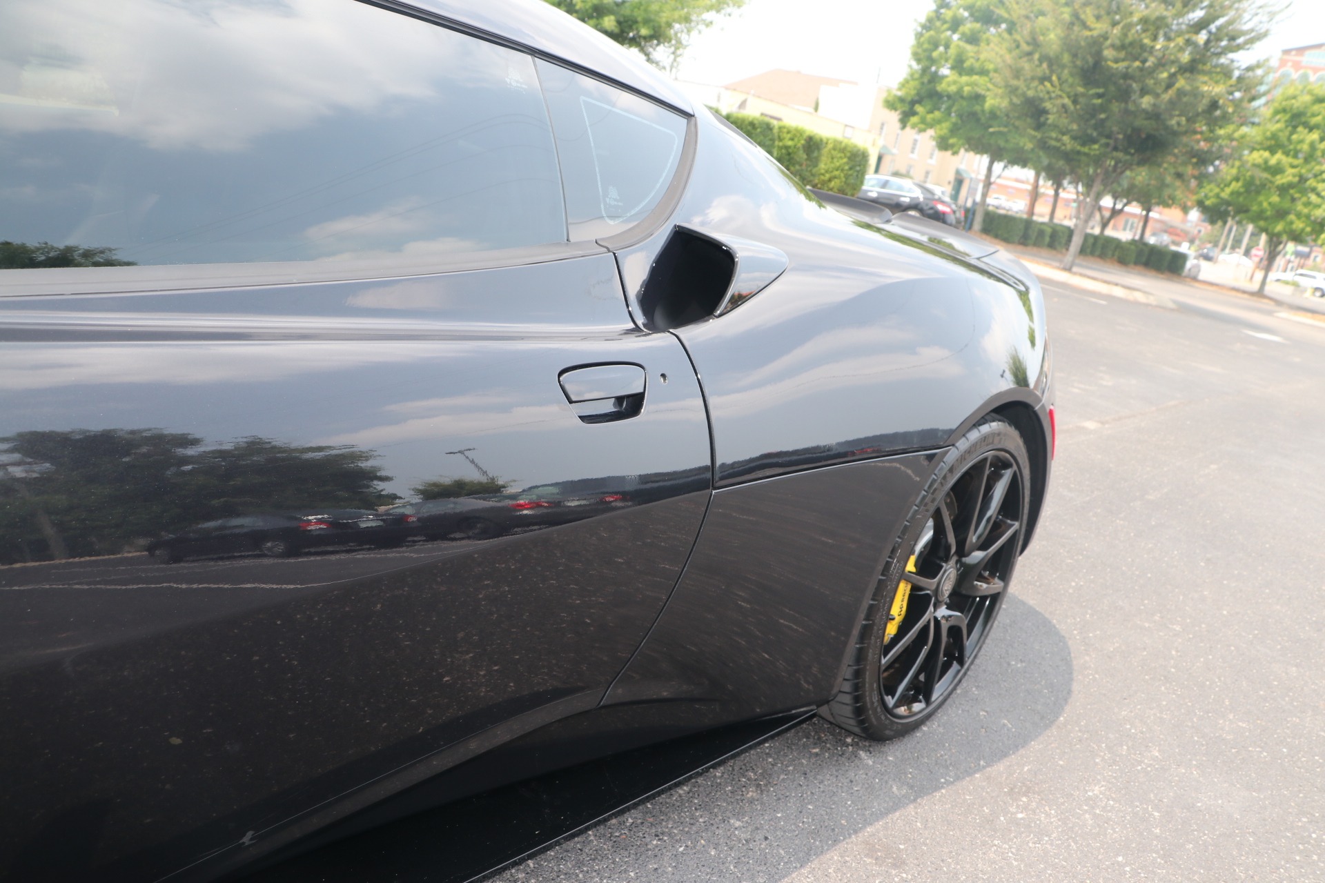 The Lotus Evora GT 430 Is the Most Powerful Lotus Ever