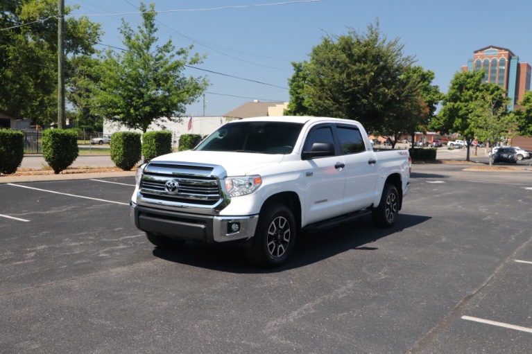 Used 2017 Toyota Tundra SR5 CREWMAX SR5 4WD W/TRD OFF ROAD PKG for sale Sold at Auto Collection in Murfreesboro TN 37130 2