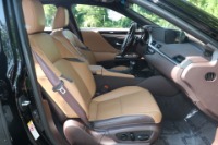 Used 2019 Lexus ES 350 Luxury FWD W/NAV for sale Sold at Auto Collection in Murfreesboro TN 37129 42