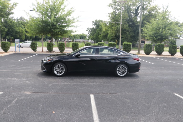 Used 2019 Lexus ES 350 Luxury FWD W/NAV for sale Sold at Auto Collection in Murfreesboro TN 37130 7