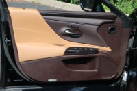 Used 2019 Lexus ES 350 Luxury FWD W/NAV for sale Sold at Auto Collection in Murfreesboro TN 37129 72