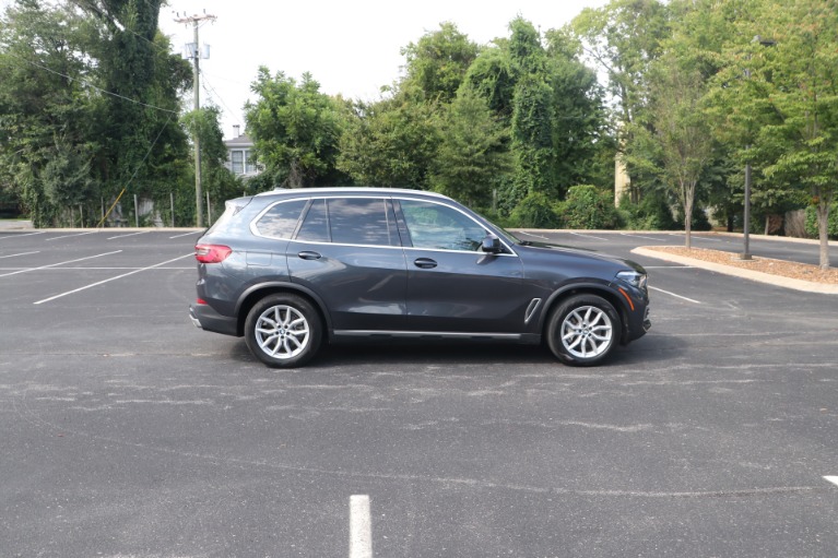 Used 2019 BMW X5 xDrive40i Sports Activity Vehicle W/Convenience Package for sale Sold at Auto Collection in Murfreesboro TN 37130 8
