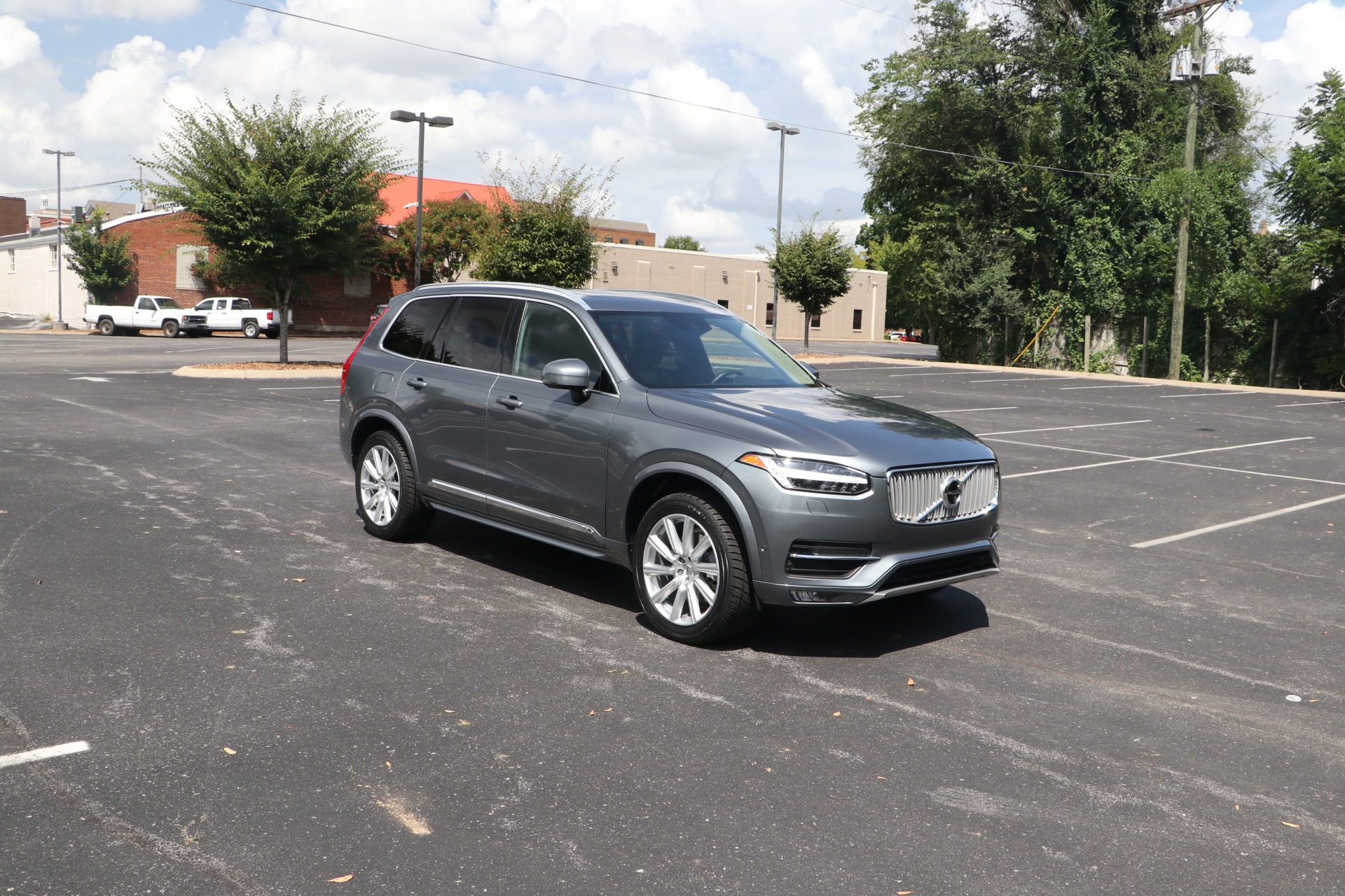 Used 2018 Volvo XC90 T6 INSCRIPTION AWD W/NAV for sale Sold at Auto Collection in Murfreesboro TN 37129 1