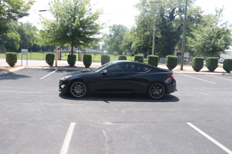 Used 2015 Hyundai Genesis Coupe 3.8L RWD W/ADD ONS for sale Sold at Auto Collection in Murfreesboro TN 37130 7