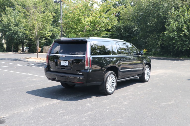 Used 2018 Cadillac Escalade ESV Platinum 4WD W/ENTERTAINMENT SYSTEM for sale Sold at Auto Collection in Murfreesboro TN 37130 3