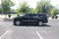 Used 2018 Cadillac Escalade ESV Platinum 4WD W/ENTERTAINMENT SYSTEM for sale Sold at Auto Collection in Murfreesboro TN 37130 7