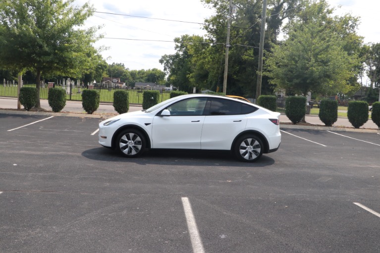 Used 2021 Tesla Model Y Long Range AWD W/AUTOPILOT for sale Sold at Auto Collection in Murfreesboro TN 37130 7