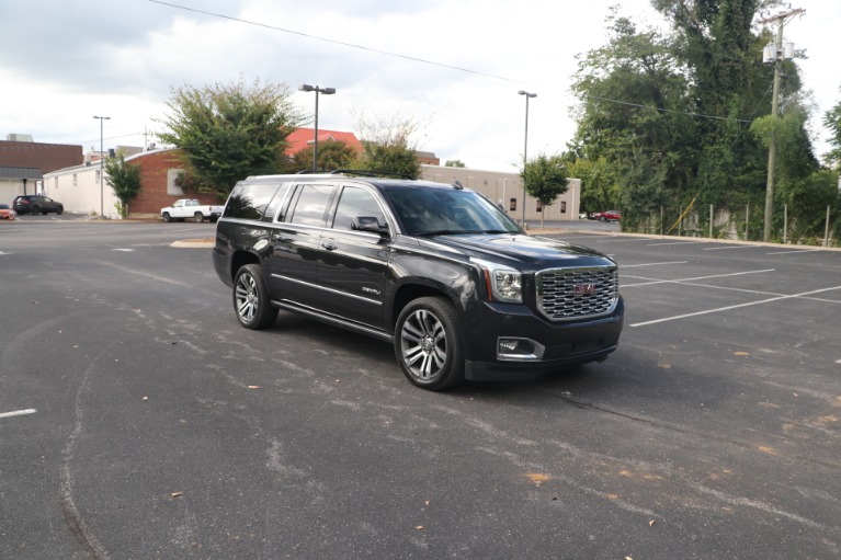 Used 2020 GMC Yukon XL Denali 4WD W/DENALI PREMIUM PKG for sale $70,950 at Auto Collection in Murfreesboro TN 37130 1