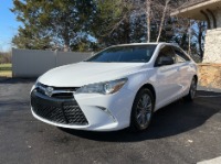 Used 2015 Toyota Camry SE FWD for sale Sold at Auto Collection in Murfreesboro TN 37130 2