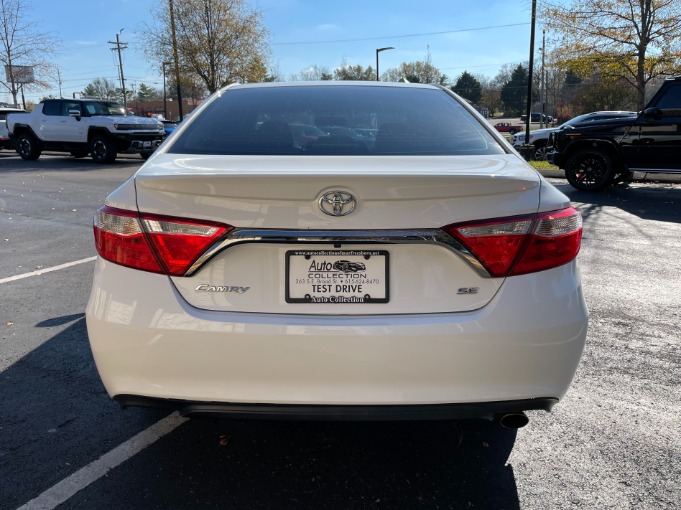 Used 2015 Toyota Camry SE FWD for sale $13,450 at Auto Collection in Murfreesboro TN 37130 6
