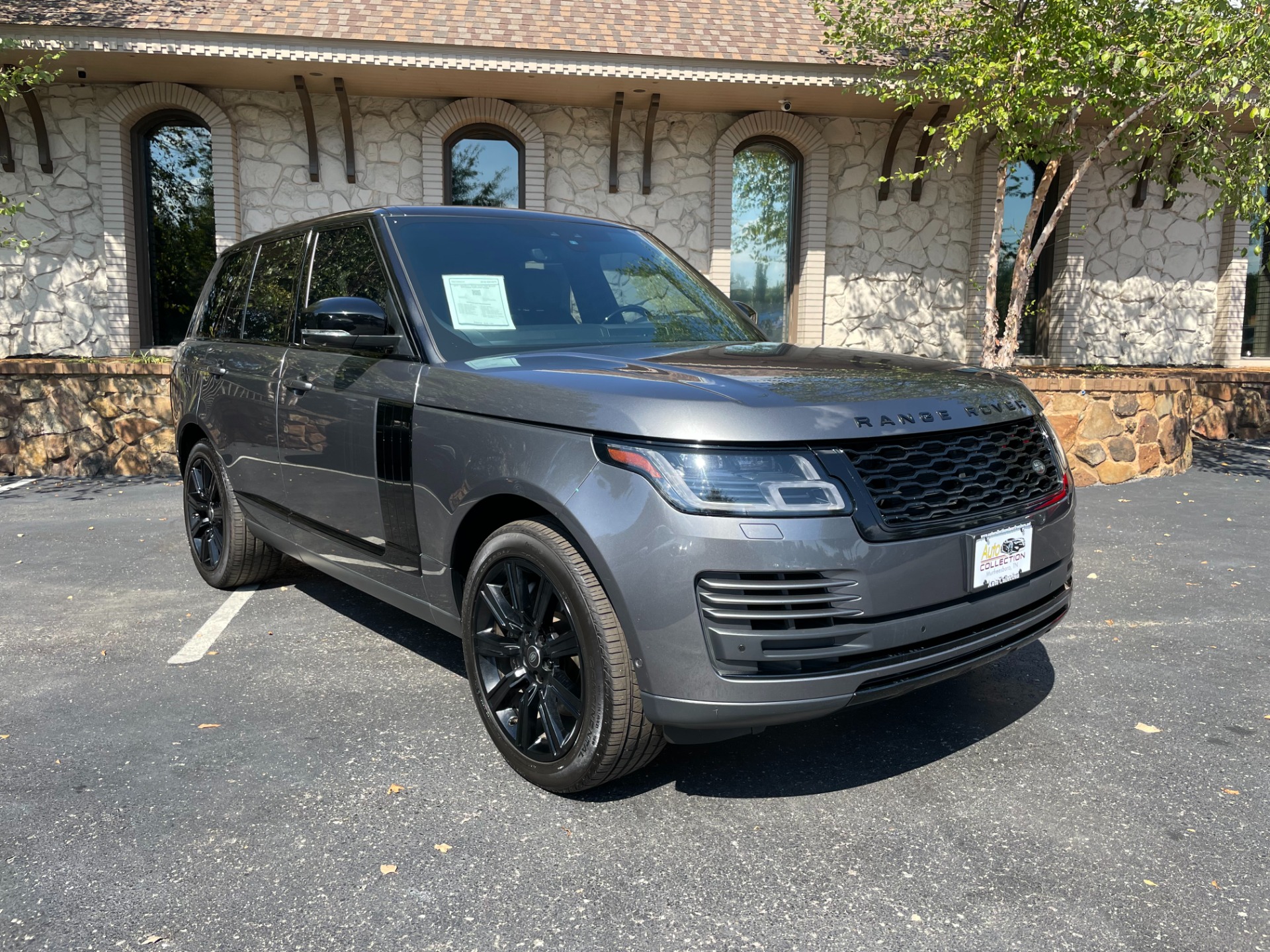 Used 2018 Land Rover Range Rover HSE BLACK EXTERIOR PACKAGE W/NAV for sale Sold at Auto Collection in Murfreesboro TN 37129 1
