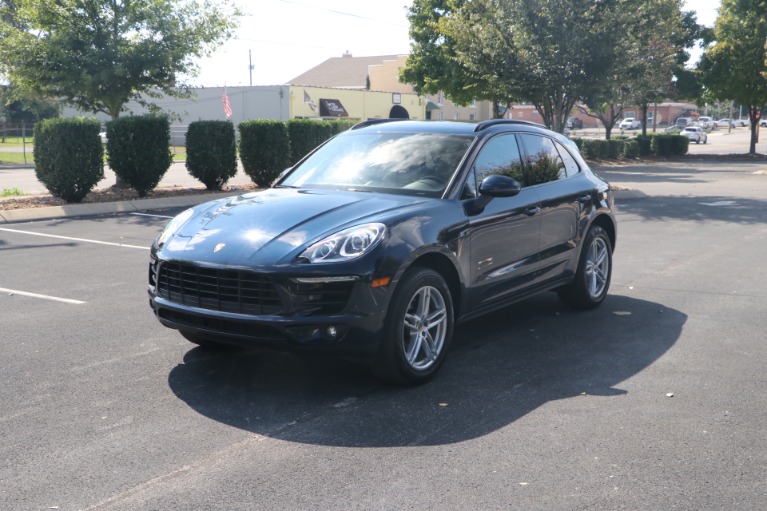 Used 2018 Porsche Macan AWD PANORAMIC SUNROOF W/NAV for sale $46,750 at Auto Collection in Murfreesboro TN 37130 2