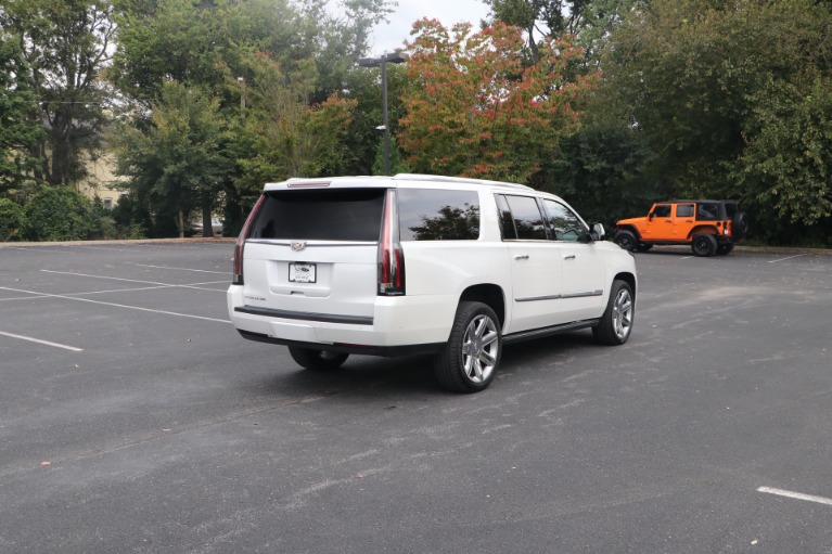 Used 2017 Cadillac Escalade ESV PREMIUM LUXURY AWD W/NAV TV/DVD for sale $57,650 at Auto Collection in Murfreesboro TN 37130 3