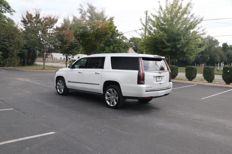 Used 2017 Cadillac Escalade ESV PREMIUM LUXURY AWD W/NAV TV/DVD for sale $57,650 at Auto Collection in Murfreesboro TN 37130 4