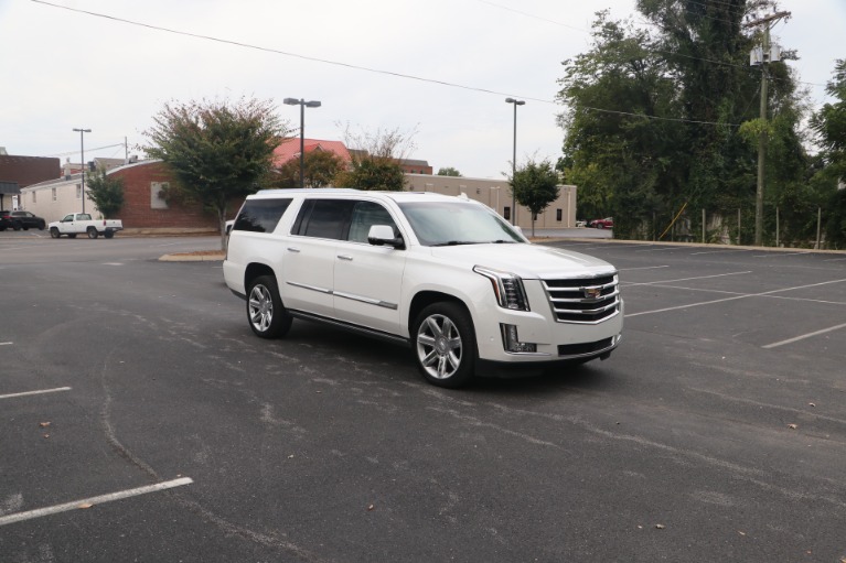 Used 2017 Cadillac Escalade ESV PREMIUM LUXURY AWD W/NAV TV/DVD for sale $57,650 at Auto Collection in Murfreesboro TN 37130 1