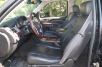 Used 2011 Cadillac Escalade Premium for sale Sold at Auto Collection in Murfreesboro TN 37129 31