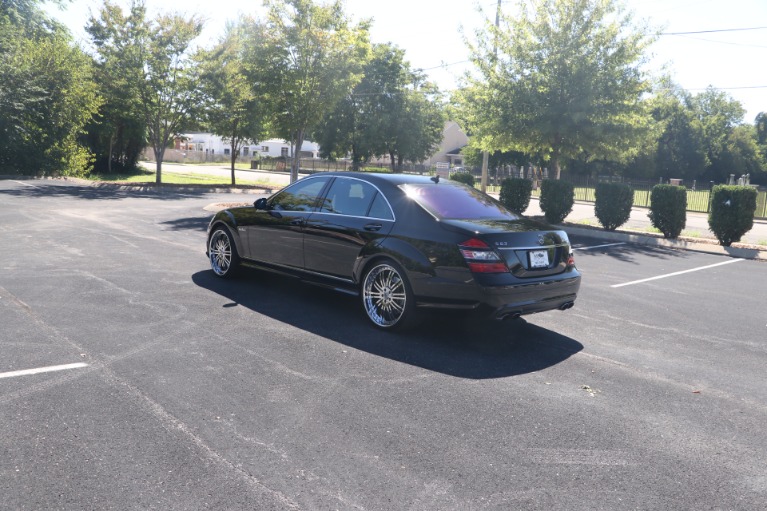 Used 2008 Mercedes-Benz S 63 AMG 6.3L V8 W/NAV for sale Sold at Auto Collection in Murfreesboro TN 37130 4