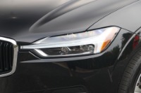 Used 2020 Volvo XC60 T6 Momentum AWD W/PREMIUM PACKAGE for sale Sold at Auto Collection in Murfreesboro TN 37129 10