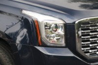 Used 2019 GMC Yukon Denali 4WD W/DENALI ULTIMATE PKG for sale Sold at Auto Collection in Murfreesboro TN 37129 12