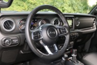 Used 2021 Jeep Gladiator Overland CREW CAB CONVERTIBLE 4X4 for sale Sold at Auto Collection in Murfreesboro TN 37130 20
