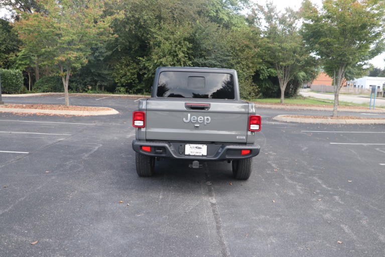 Used 2021 Jeep Gladiator Overland CREW CAB CONVERTIBLE 4X4 for sale Sold at Auto Collection in Murfreesboro TN 37130 6