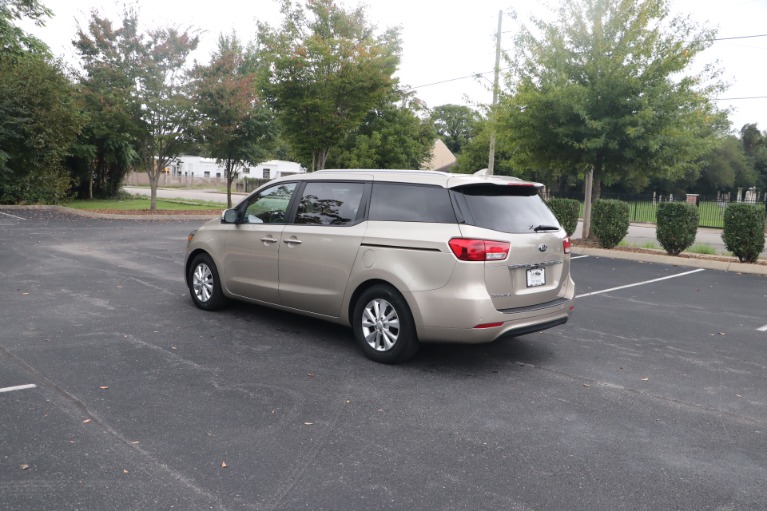 Used 2016 Kia Sedona LX W/LX Convenience Package W/ Rear dvd player for sale Sold at Auto Collection in Murfreesboro TN 37130 4