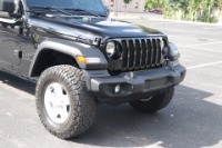 Used 2020 Jeep Gladiator SPORT CREW PICKUP CONVERTIBLE 4X4 for sale Sold at Auto Collection in Murfreesboro TN 37129 11