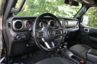 Used 2020 Jeep Gladiator SPORT CREW PICKUP CONVERTIBLE 4X4 for sale Sold at Auto Collection in Murfreesboro TN 37129 21